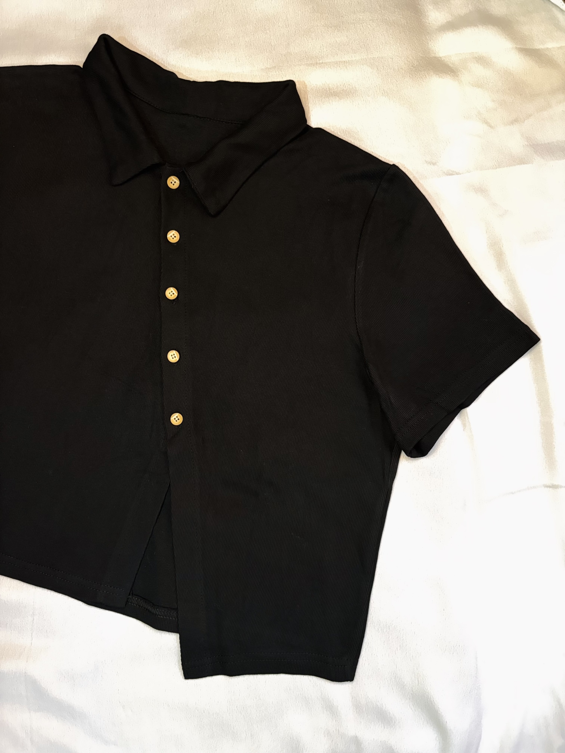 black shirt